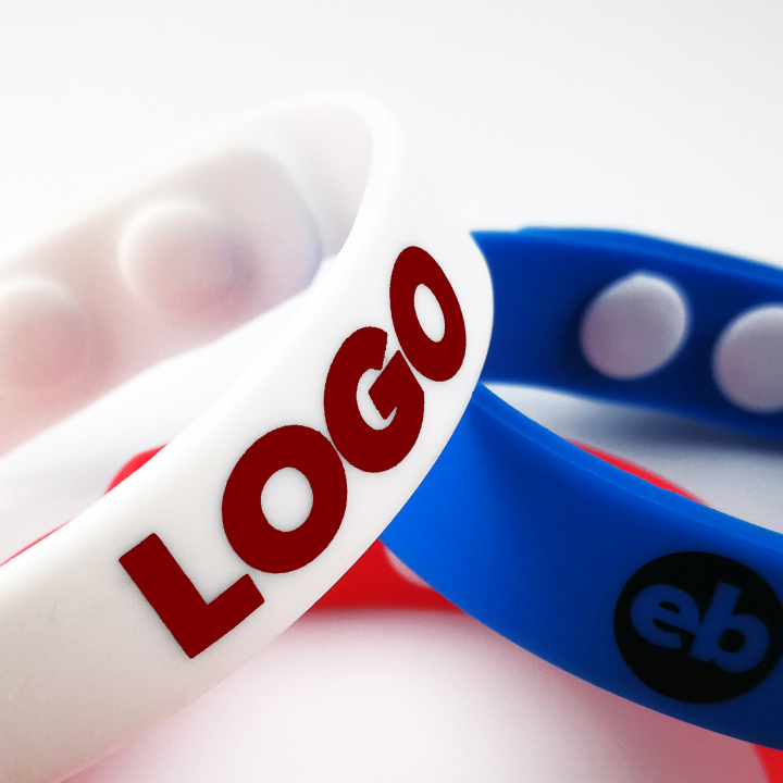 Adjustable silicone bracelet deals